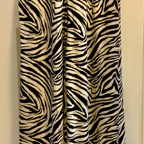 Rachel Roy Zebra Stripe Print Wide Leg Pants. Size S - Picture 3 of 5